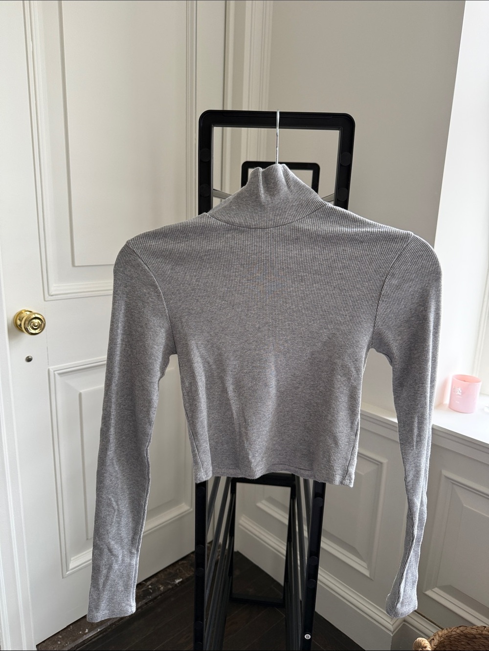 Reformation Heather Gray Ribbed Turtleneck Crop Long Sleeve
